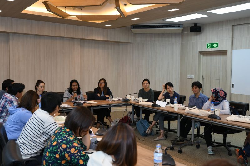 Buổi đầu lên lớp, tôi phấp phỏng đợi chờ
